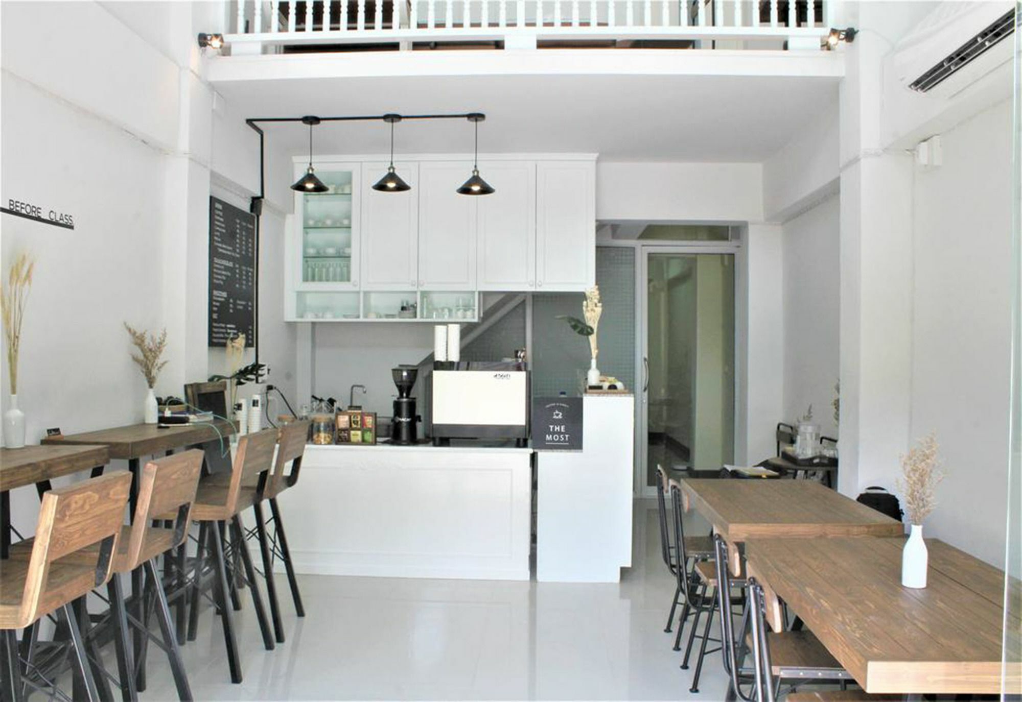 The Most Coffee & Guesthouse Chiang Mai Exterior photo